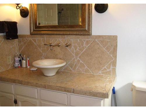 1898 Langley Road, Merritt, BC - Indoor Photo Showing Bathroom