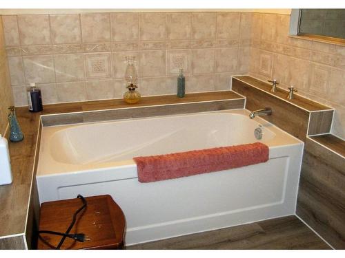 1898 Langley Road, Merritt, BC - Indoor Photo Showing Bathroom