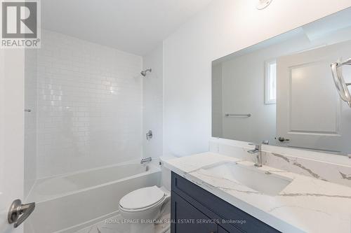 777 Beach Boulevard, Hamilton, ON - Indoor Photo Showing Bathroom