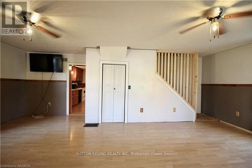 680216 Sideroad 30, Chatsworth, ON - Indoor Photo Showing Other Room