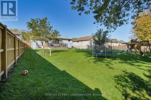 224 Munroe Street, West Elgin (West Lorne), ON - Outdoor With Backyard