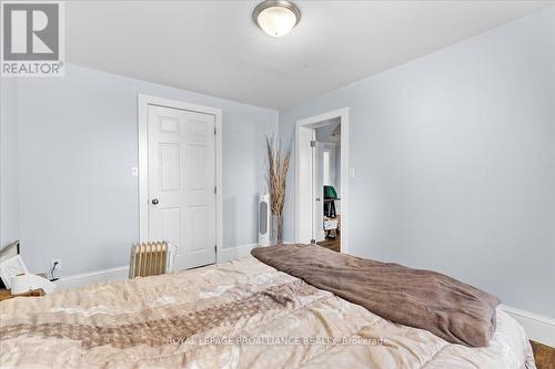 374 Main Street, Prince Edward County (Picton), ON - Indoor Photo Showing Bedroom