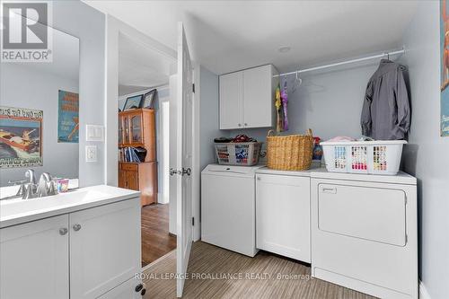 374 Main Street, Prince Edward County (Picton), ON - Indoor Photo Showing Laundry Room