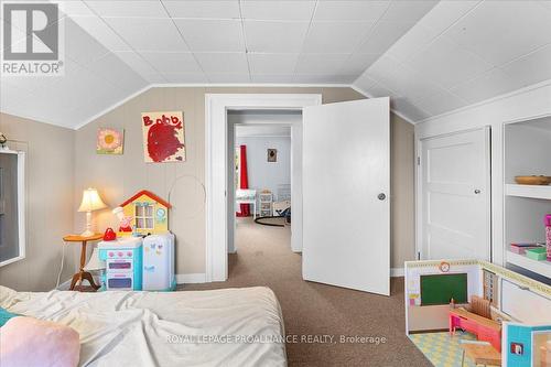 374 Main Street, Prince Edward County (Picton), ON - Indoor Photo Showing Bedroom