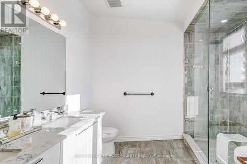 138 Golden Trail, Vaughan, ON - Indoor Photo Showing Bathroom