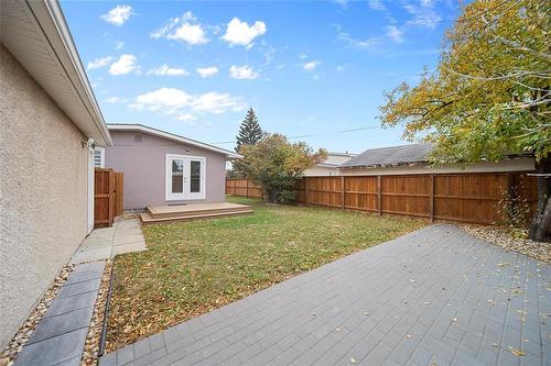 23 Gatineau Bay, Winnipeg, MB - Outdoor