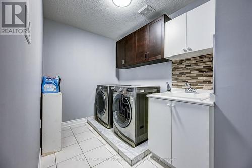 3186 Southwind Road, Mississauga, ON - Indoor Photo Showing Laundry Room