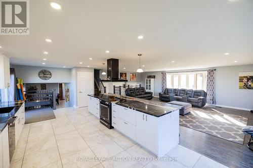 1271 Windham 12 Road, Norfolk, ON - Indoor Photo Showing Kitchen