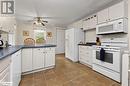 4 George Street, Parry Sound, ON  - Indoor Photo Showing Kitchen 