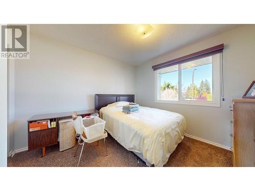 2741 8Th  S Street, Cranbrook, BC - Indoor Photo Showing Bedroom