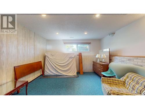 2741 8Th  S Street, Cranbrook, BC - Indoor Photo Showing Bedroom