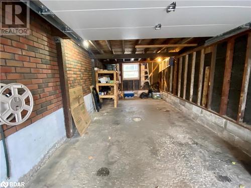 46 Dalton Street, Barrie, ON - Indoor Photo Showing Garage