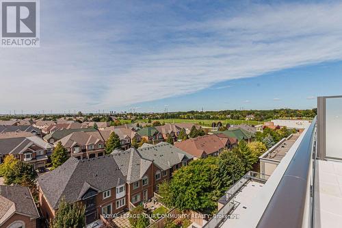 C711 - 8 Beverley Glen Boulevard, Vaughan, ON - Outdoor With View