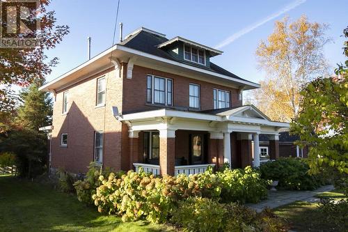 31 Taylor St, Bruce Mines, ON - Outdoor With Facade