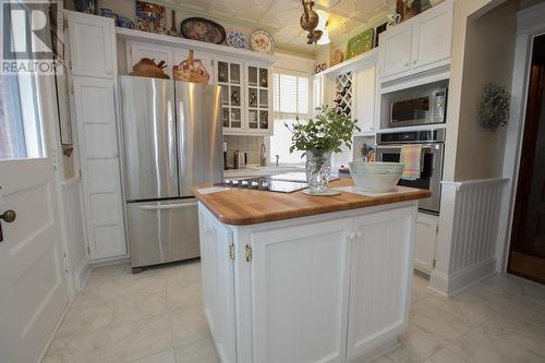 31 Taylor St, Bruce Mines, ON - Indoor Photo Showing Kitchen