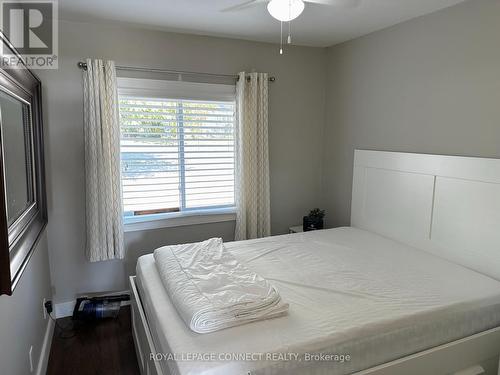 17 Price Street W, Brighton, ON - Indoor Photo Showing Bedroom