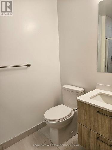 A408 - 1 Promenade Circle, Vaughan, ON - Indoor Photo Showing Bathroom