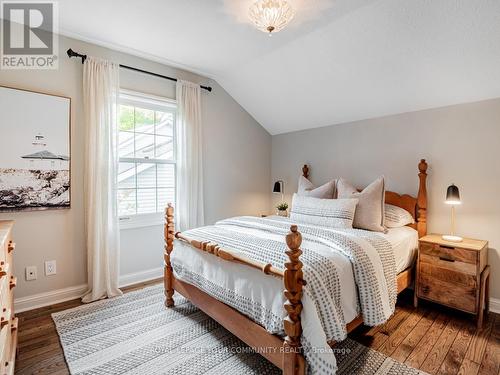 49 Cousins Drive, Aurora, ON - Indoor Photo Showing Bedroom