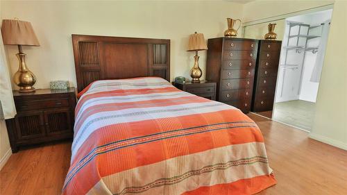 3225 Hwy 3, Rock Creek, BC - Indoor Photo Showing Bedroom