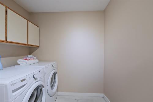 108-1170 Brookside Avenue, Kelowna, BC - Indoor Photo Showing Laundry Room