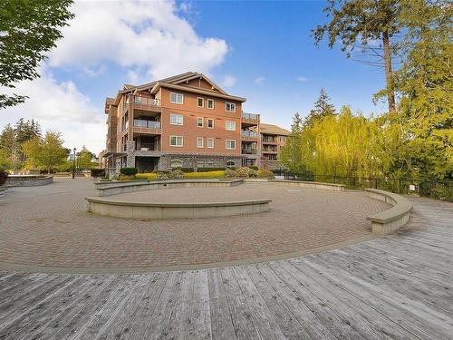 220-1325 Bear Mountain Pkwy, Langford, BC - Outdoor