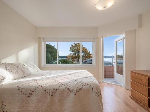 101-145 Newcastle Ave, Nanaimo, BC - Indoor Photo Showing Bedroom