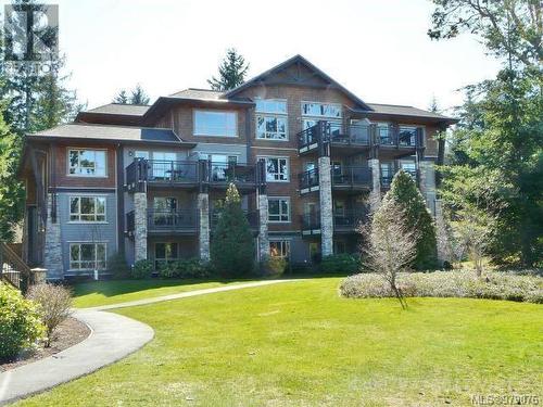 224 (B-2)-1175 Resort Dr, Parksville, BC - Outdoor With Facade