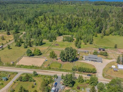 3295 Grandon Rd, Qualicum Beach, BC 