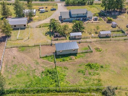 3295 Grandon Rd, Qualicum Beach, BC 