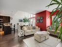 301-938 Dunford Ave, Langford, BC  - Indoor Photo Showing Living Room 