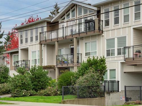 301-938 Dunford Ave, Langford, BC - Outdoor With Balcony With Facade