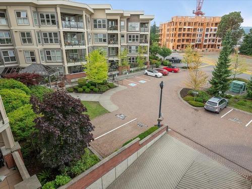 304-6310 Mcrobb Ave, Nanaimo, BC - Outdoor With Facade