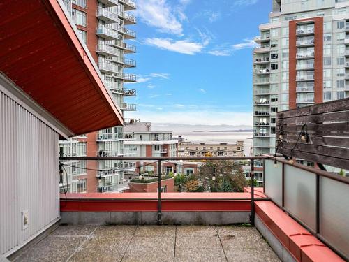 410-455 Sitkum Rd, Victoria, BC - Outdoor With Balcony