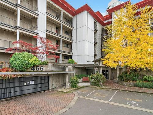 410-455 Sitkum Rd, Victoria, BC - Outdoor With Balcony