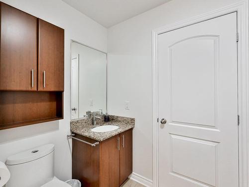 Powder room - 205-135 Rue Marcel-De La Sablonnière, Sainte-Thérèse, QC - Indoor Photo Showing Bathroom