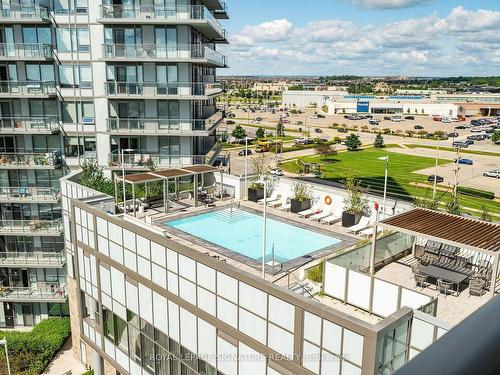 107-4675 Metcalfe Ave, Mississauga, ON - Outdoor