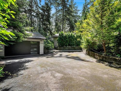 2186 Neptune Rd, North Saanich, BC 