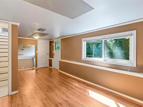 2186 Neptune Rd, North Saanich, BC 