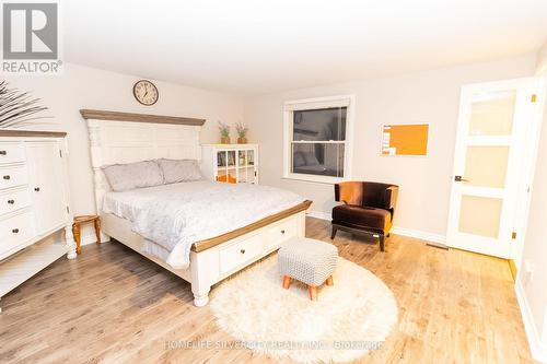 767 Barclay Road, London, ON - Indoor Photo Showing Bedroom