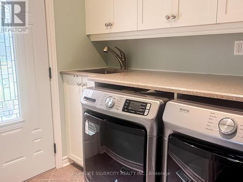 767 Barclay Road, London, ON - Indoor Photo Showing Laundry Room