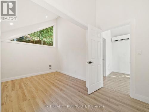 62 Mill Lake Trail, Mcdougall, ON - Indoor Photo Showing Other Room