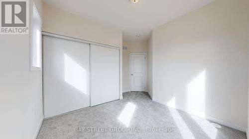 4 Dandara Gate, Vaughan, ON - Indoor Photo Showing Other Room