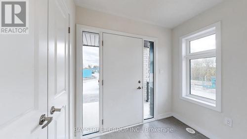 4 Dandara Gate, Vaughan, ON - Indoor Photo Showing Other Room