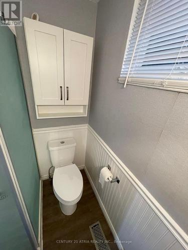 #Bsmt - 97 Shirley Avenue, Barrie, ON - Indoor Photo Showing Bathroom