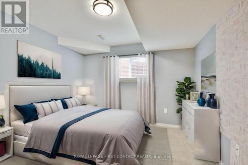 61 Holly Meadow Road, Barrie, ON - Indoor Photo Showing Bedroom