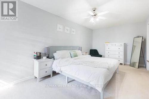 1669 Copeland Circle, Milton, ON - Indoor Photo Showing Bedroom