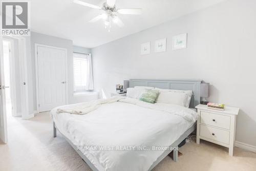 1669 Copeland Circle, Milton, ON - Indoor Photo Showing Bedroom