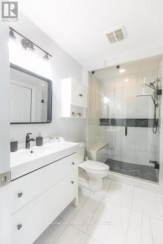 1669 Copeland Circle, Milton, ON - Indoor Photo Showing Bathroom