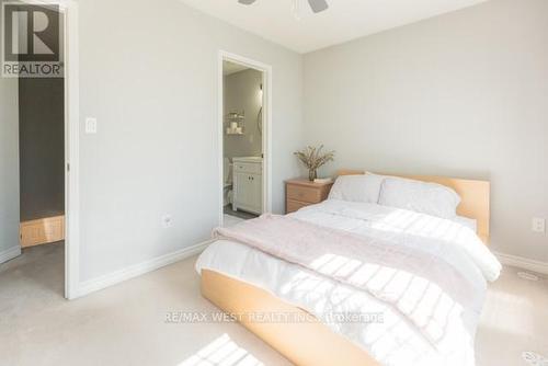 1669 Copeland Circle, Milton, ON - Indoor Photo Showing Bedroom