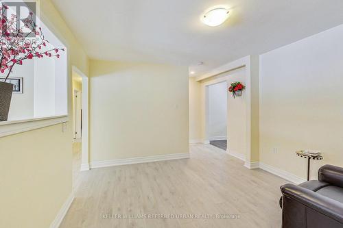 1036 Goshen Road, Innisfil, ON - Indoor Photo Showing Other Room